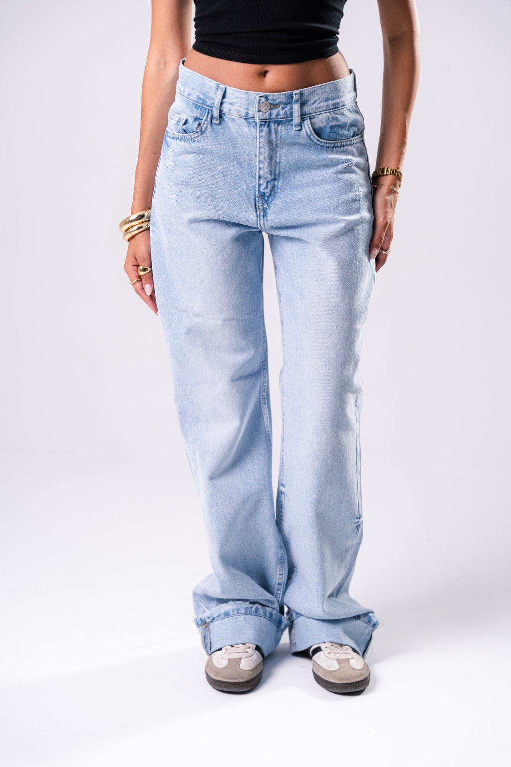 EVERYDAY STRAIGHT DENIM