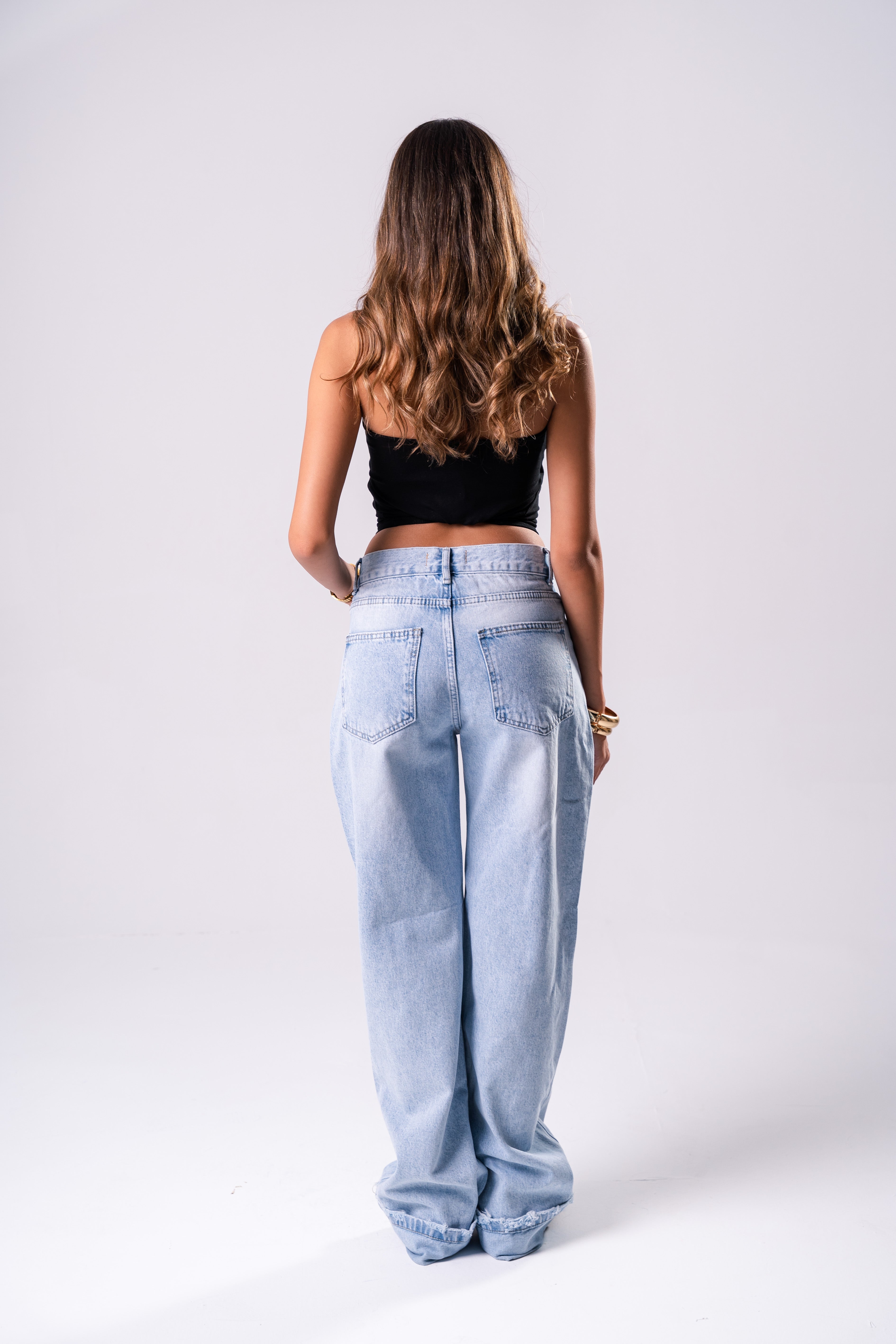 EVERYDAY STRAIGHT DENIM