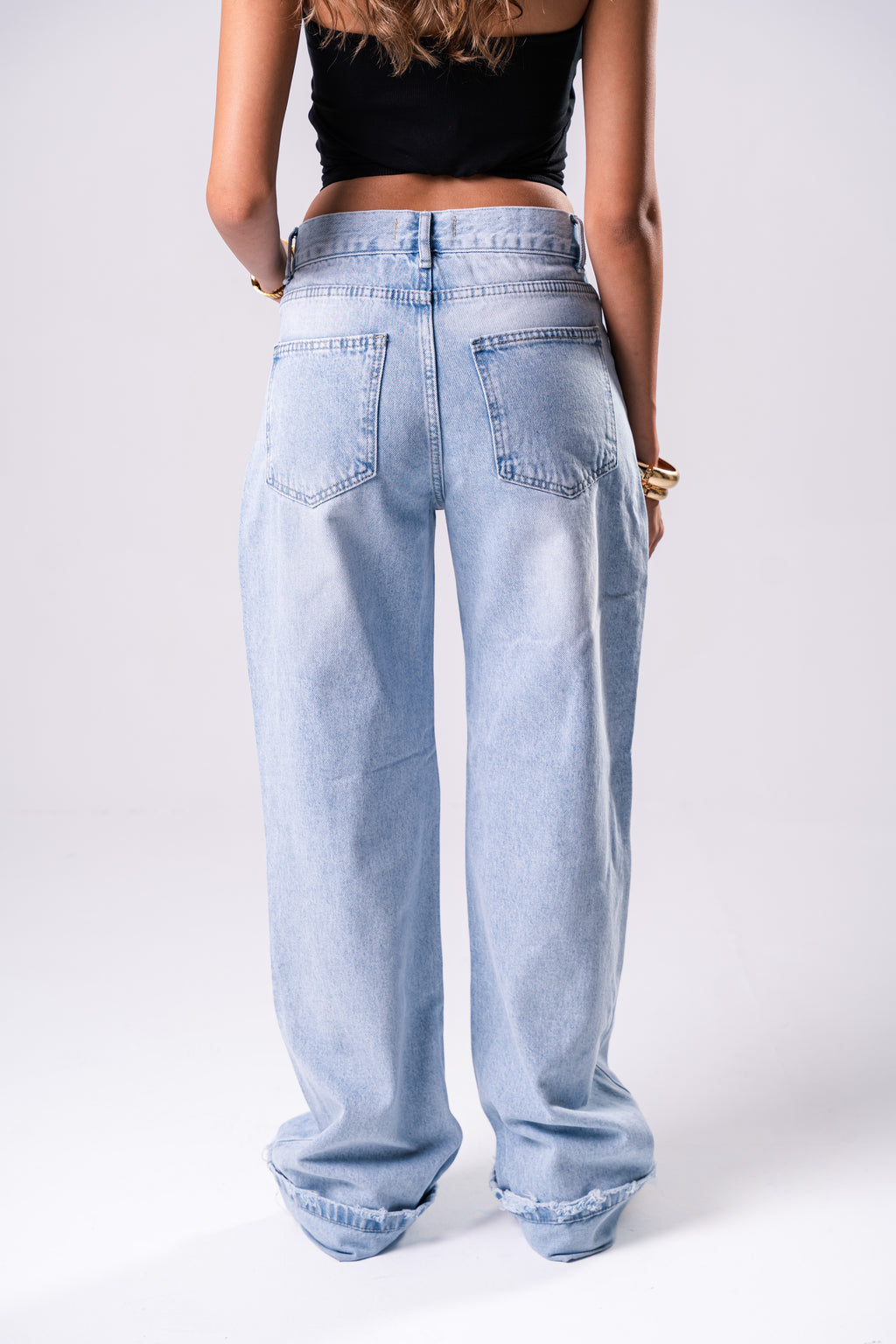 EVERYDAY STRAIGHT DENIM