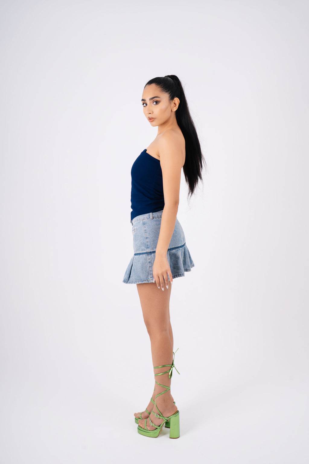 LOUNA NAVY TOP